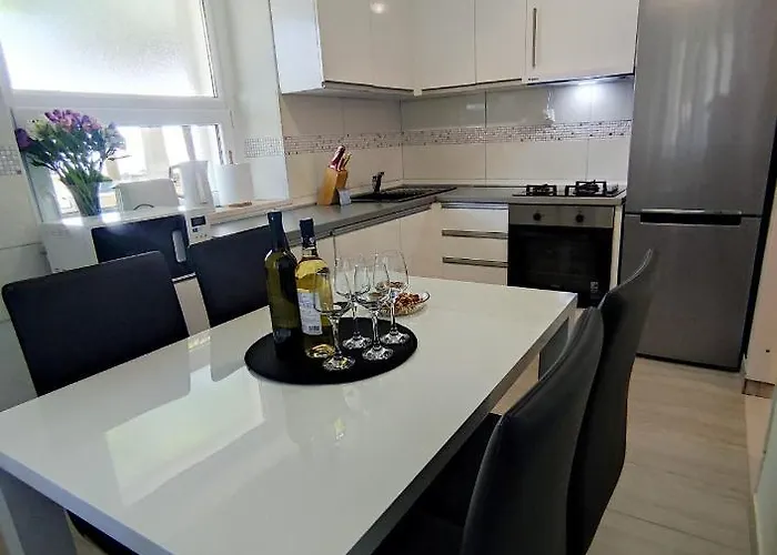 Dream House וילה טרסטנו