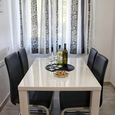 Dream House * Trsteno